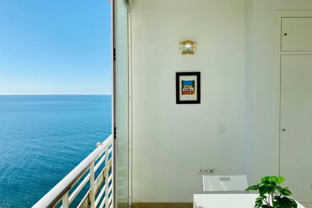 Apartamento ¡Magníficas vistas al mar! Piscina y wifi gratis Torremolinos Exterior foto