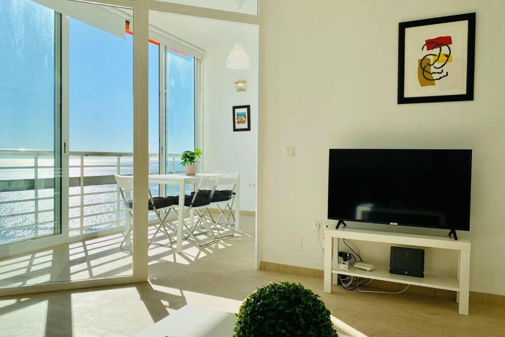Apartamento ¡Magníficas vistas al mar! Piscina y wifi gratis Torremolinos Exterior foto